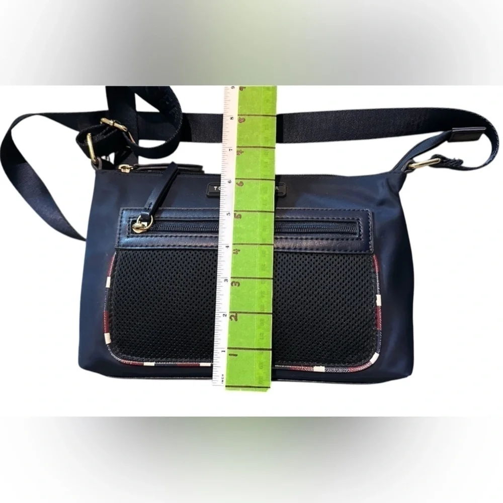Hey Tommy Hilfiger black cross by bag
